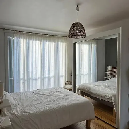 Chez Lucie, F2 Perret De 60 M2, Traversant Et Lumineux, Plein Centre, 36 Rue De Paris, Vue Catene, Arrivee Autonome * Le Havre